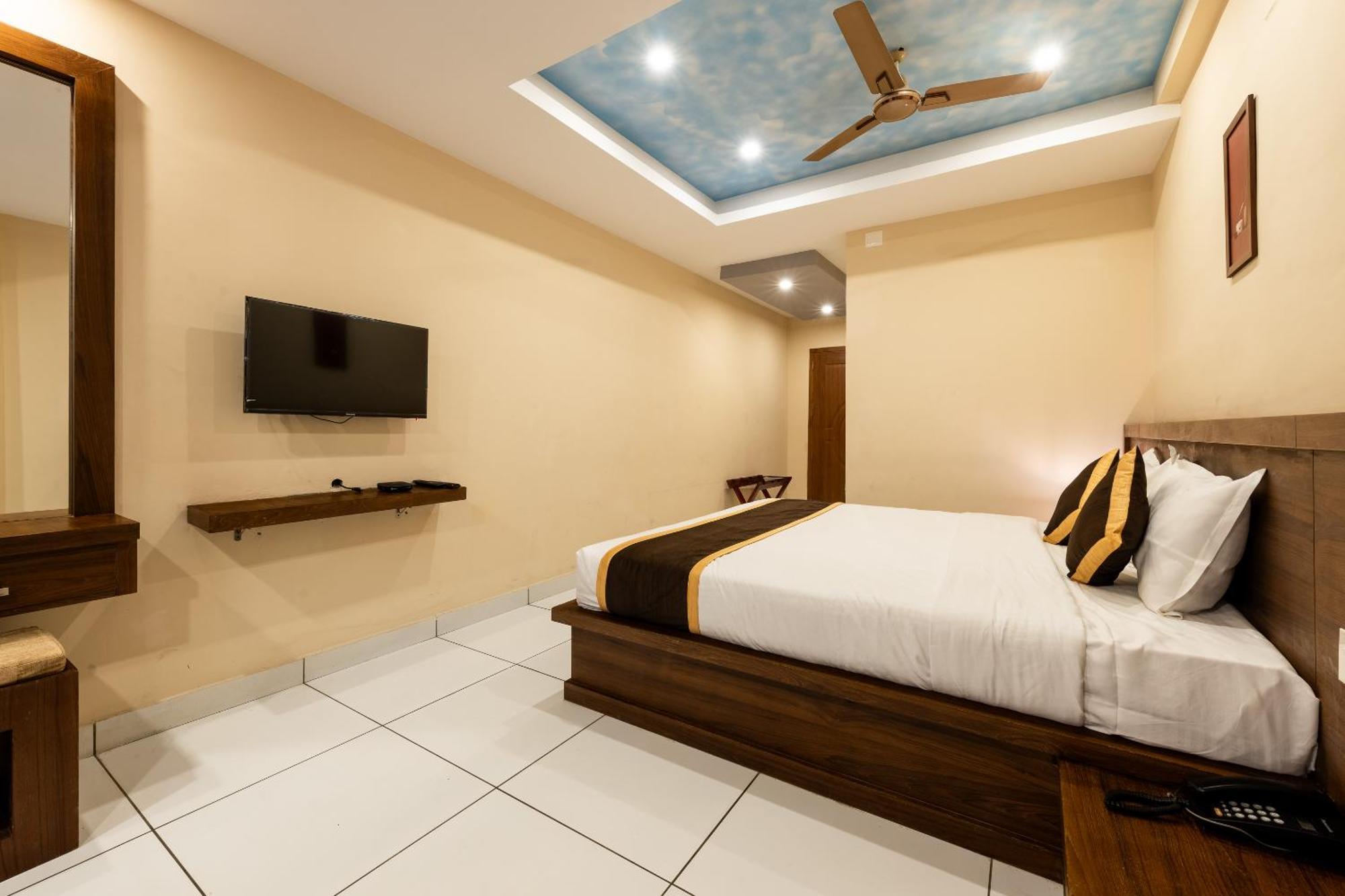 Marza Inn 卡尔佩特塔 外观 照片